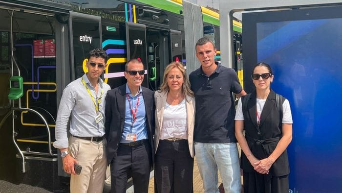 https://storage.ecodibergamo.it/media/photologue/2026/7/28/photos/cache/il-primo-viaggio-sui-30-km-della-e-brt-mercoledi-viaggi-prova-gratuiti_0bbeb5da-8a87-11f1-becc-c995854bca90_1920_1080_v3_large_16_9.jpg