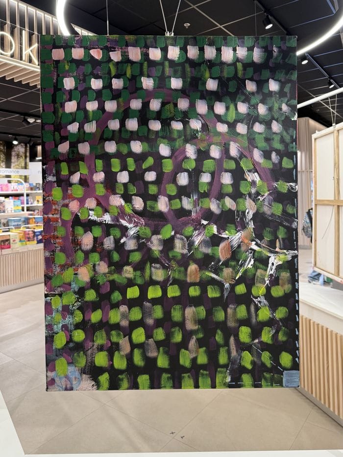 Aeroporto, l’attesa si riempie con l’arte: nasce uno spazio dedicato ai giovani artisti