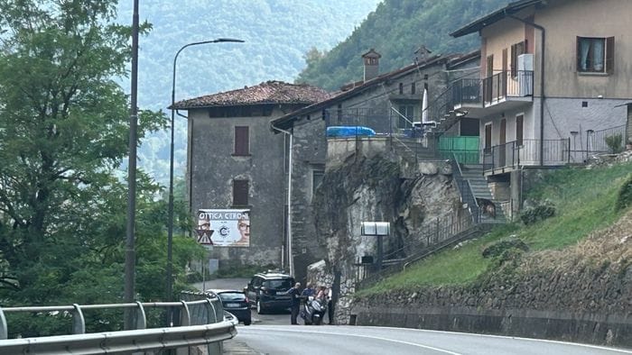https://storage.ecodibergamo.it/media/photologue/2026/7/31/photos/cache/moto-fuori-strada-a-zogno-70enne-in-ospedale-con-lelisoccorso-e-grave_c8b4f74a-8cf2-11f1-becc-c995854bca90_1920_1080_v3_large_16_9.jpeg