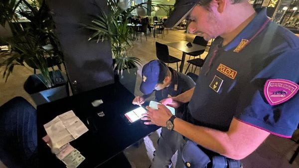Alcol servito ai minori, proposta la sospensione per un bar a Treviglio