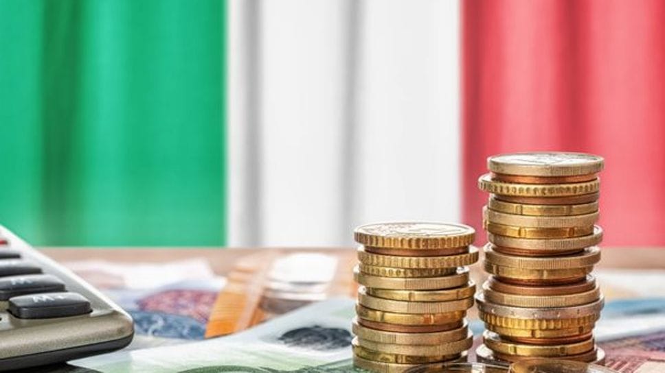Gli stranieri versano 339 milioni di Irpef. «Ma aumenta il divario nelle retribuzioni»
