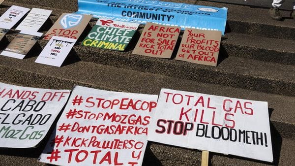 Uganda, causa di agricoltori contro l'oleodotto gestito da Total Energies