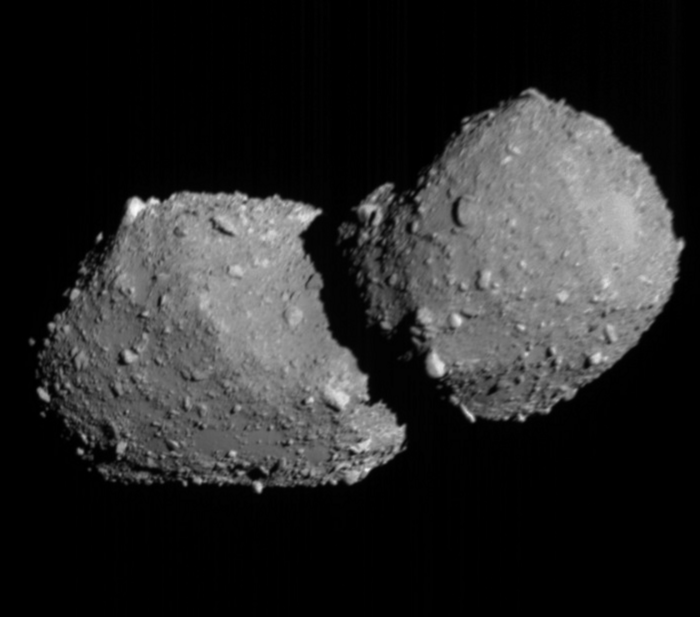 La sonda Hayabusa2 invia le prime immagini dell'asteroide Torifune