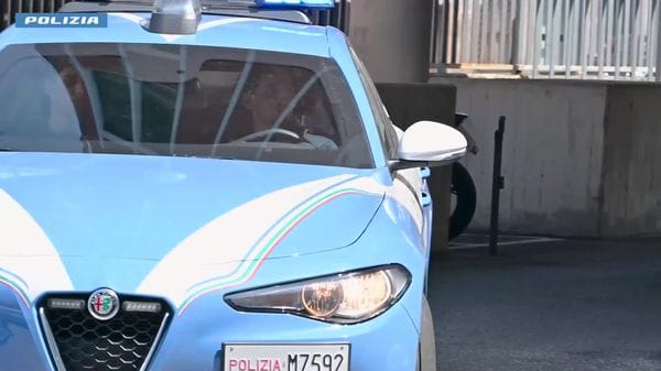 Tentato furto a Bergamo: i poliziotti sorprendono due uomini in un appartamento