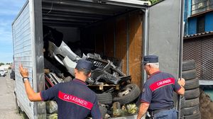 Ciserano, i carabinieri scoprono una discarica illegale
