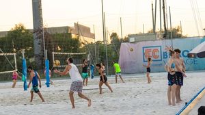 Dalla pallavolo sulla sabbia è nata una comunità 