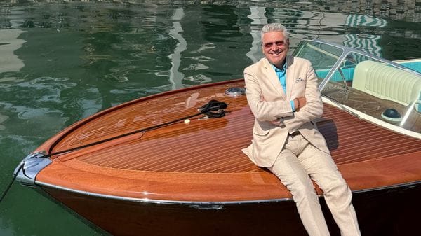 L’a.d. di Ferretti a Sarnico. Anastassov: «Riva è la priorità»