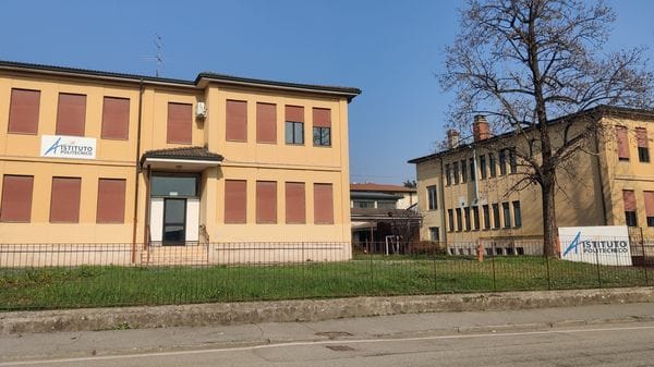 Ikaros, a settembre lezioni regolari con i nuovi gestori