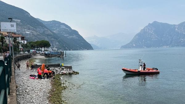 Tavernola, 76enne in difficoltà nelle acque del lago d’Iseo: è grave