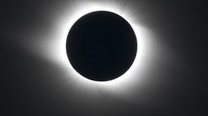 Eclissi e Perseidi, il cielo dà spettacolo anche in Bergamasca