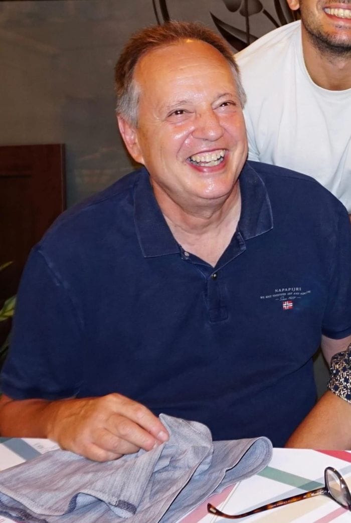 Malore in mare, muore a 60 anni sotto gli occhi della moglie: «Alessandro, grande cuore»