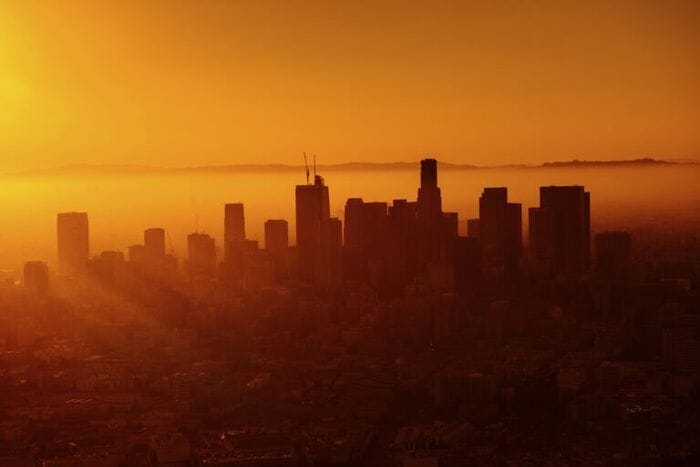 Entro la fine del secolo 4 ore di caldo in più al giorno 
