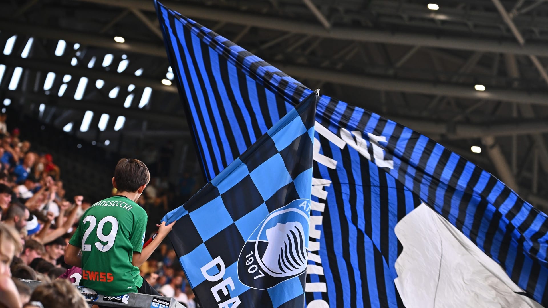 https://storage.ecodibergamo.it/media/photologue/2026/8/12/photos/studio-internazionale-sul-calcio-lombardo-i-due-colossi-mila_ea110c66-95bd-11f1-b6cf-274e34e56b6a_1920_1080.jpg