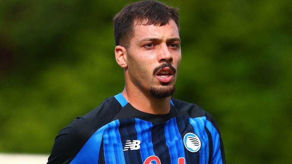 Atalanta, Gaetano: «Uno stimolo giocare in una squadra così». Giuntoli: «Sappiamo dove vogliamo arrivare»