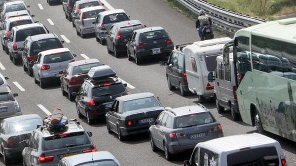 Esodo di Ferragosto: i consigli utili per viaggiare in sicurezza