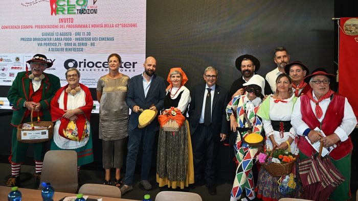 https://storage.ecodibergamo.it/media/photologue/2026/8/14/photos/cache/il-folclore-celebra-lamicizia-tra-i-popoli-il-festival-del-ducato-guarda-ai-gi_e34b7920-97bb-11f1-9fa8-173cdbb45e1a_1920_1080_v3_large_16_9.jpg