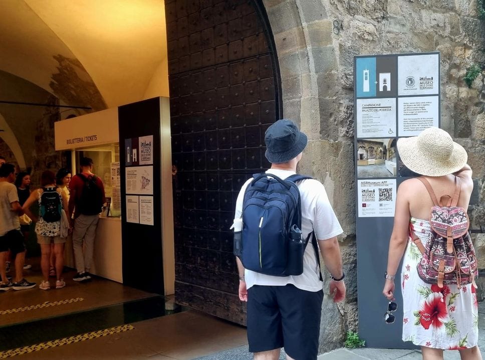 Ferragosto in Bergamasca: turisti in Città Alta e nei musei, pochi sulle spiagge, pieno nelle Valli per pic-nic e grigliate