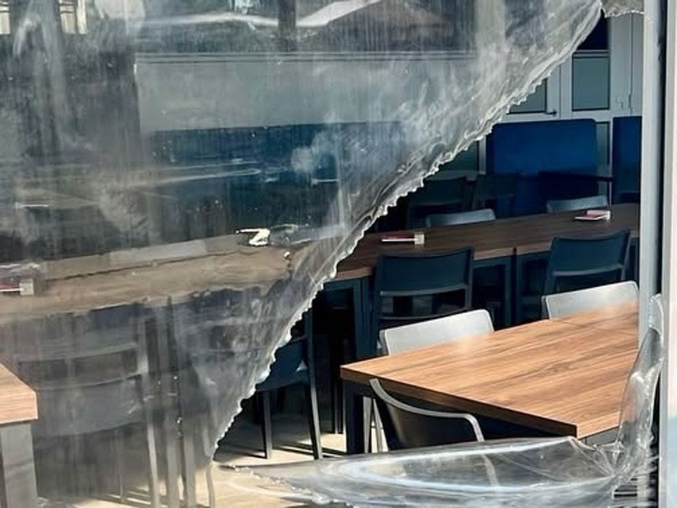 Sei incursioni in un mese all’estivo di Torre Boldone: «Ogni volta danni da riparare»