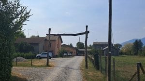 Valbrembo, cade da cavallo durante l’allenamento: grave una 47enne