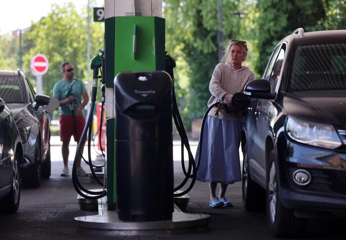 Codacons, in 30 anni benzina raddoppiata e diesel quasi triplicato