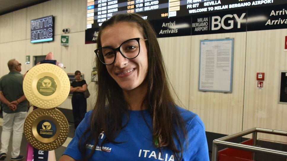 Rientro trionfale all’aeroporto di Orio al Serio per gli azzurri dell’atletica - Video