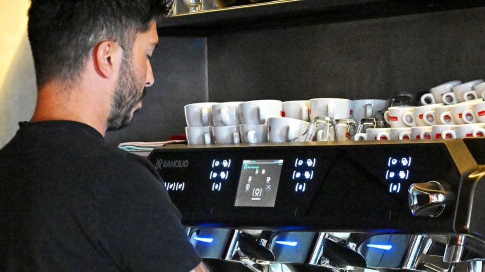 Bergamo, bere il caffè costa sempre di più: in cinque anni l’aumento è del 26,5 percento