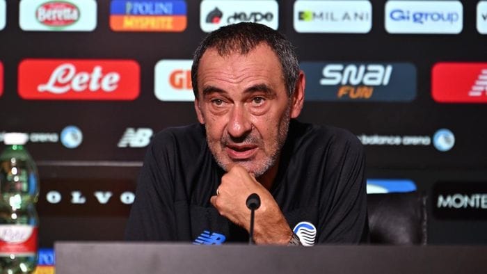 https://storage.ecodibergamo.it/media/photologue/2026/8/19/photos/cache/sarri-prima-di-hapoel-tel-aviv-squadra-forte-il-sorteggio-in-conference-ostic_3b9e016c-9bd4-11f1-aca7-b4e2c03967fa_1920_1080_v3_large_16_9.jpeg