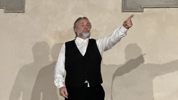 Al via la maratona Shakespeare: «Autore immortale a cui ancorarsi nella tempesta»