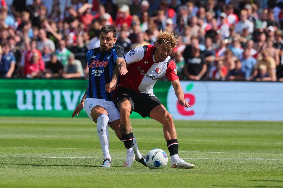 Atalanta in campo contro il Feyenoord: nerazzurri sconfitti 2-1, gol di Krstovic