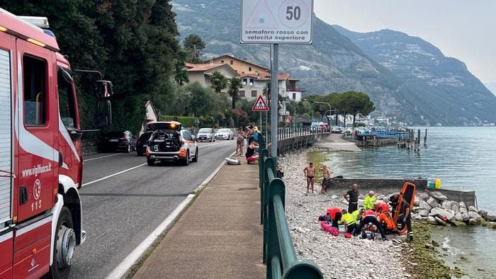 https://storage.ecodibergamo.it/media/photologue/2026/8/2/photos/cache/perde-i-sensi-nel-lago-a-tavernola-carabinieri-e-bagnanti-in-suo-soccorso-e-gr_63341af2-8de9-11f1-becc-c995854bca90_1920_1080_v3_large_16_9.jpeg