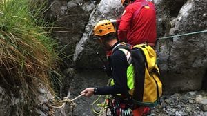 Schilpario, torrente ingrossato: soccorsi 18 scout in difficoltà