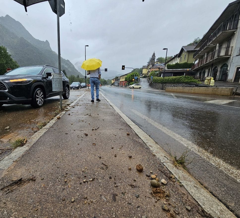 Bergamasca sotto la pioggia, sulle Orobie accumuli record  fino a 250 millimetri: le previsioni