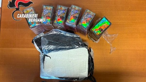 Capriate, oltre 4 chili di droga in auto: due arresti