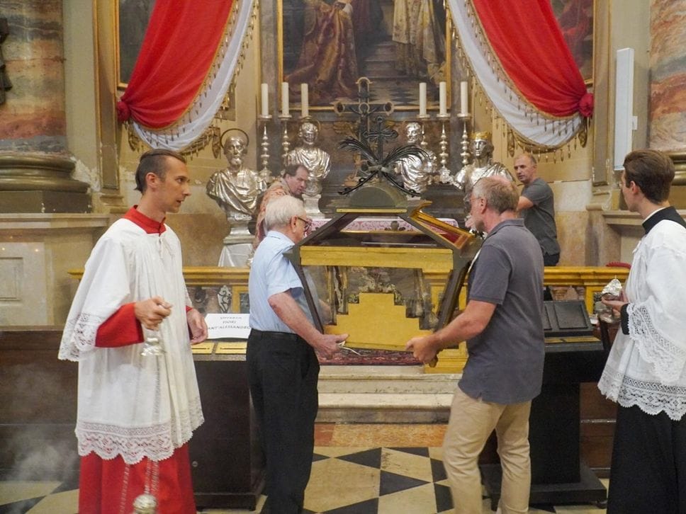 Sant’Alessandro in Colonna, l’esposizione delle reliquie