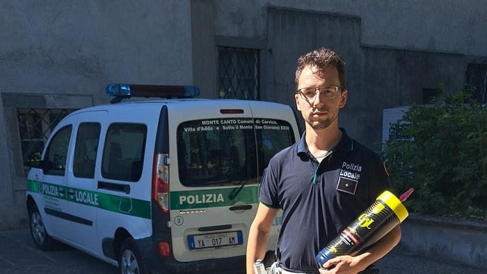 https://storage.ecodibergamo.it/media/photologue/2026/8/23/photos/cache/allarme-gas-esilarante-carvico-dice-basta-stop-vendita-ai-minori_262671d2-9eec-11f1-aca7-b4e2c03967fa_1920_1080_v3_large_16_9.jpg