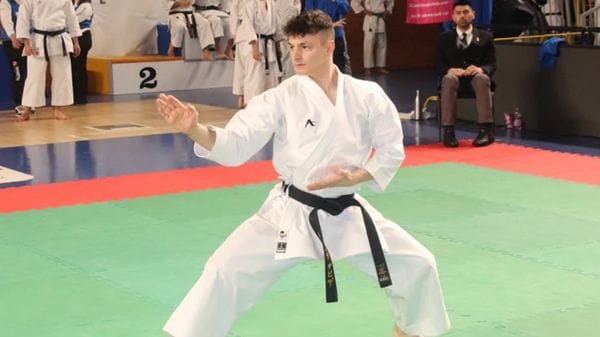 Davide Redondi e il kata, sul podio dei Mondiali in Romania