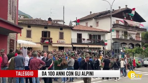 Gli alpini festeggiano 100 anni di presenza a Taleggio