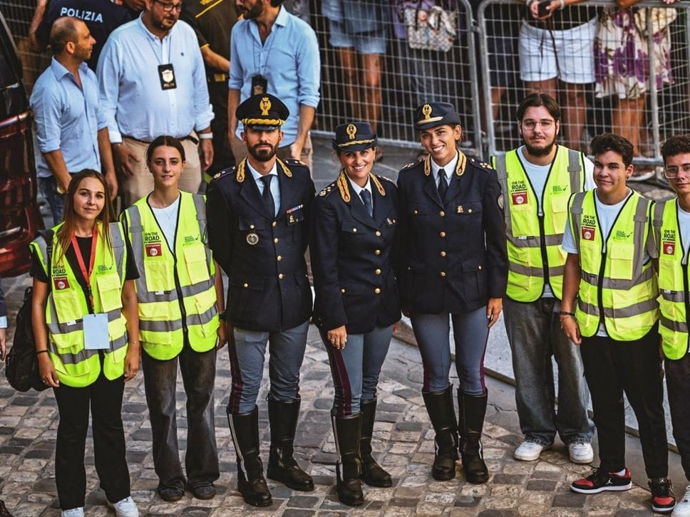Ragazzi On the Road, quattro giovani con la Stradale al seguito di Leone XIV