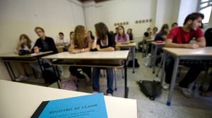 Scuola, programmi rivisti nei licei, IA e riforma dei tecnici: le novità