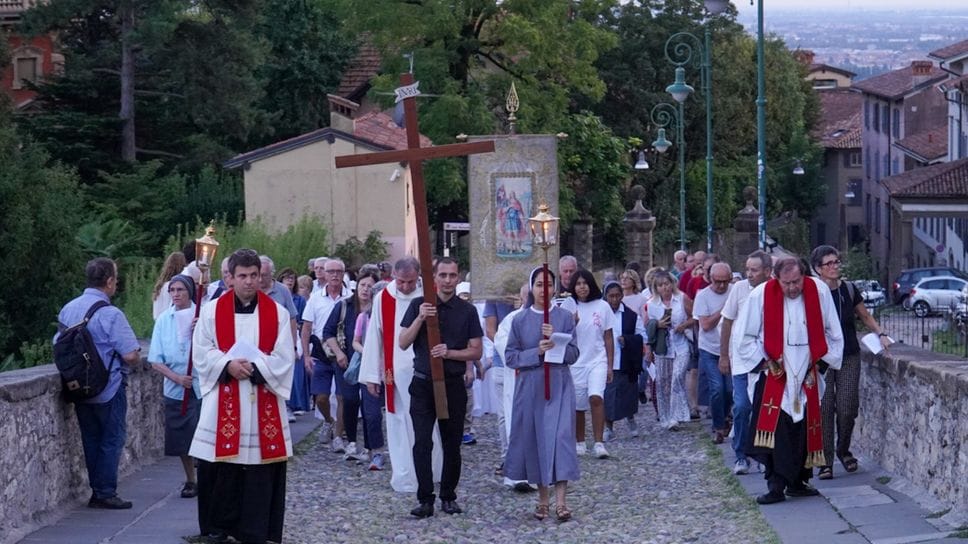 Bergamo, al via le celebrazioni per Sant’Alessandro: martedì il Cammino orante verso la Cattedrale
