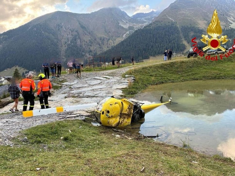 Foppolo, incidente con un elicottero ultraleggero. Pilota e vicesindaco trasferiti in ospedale - Foto
