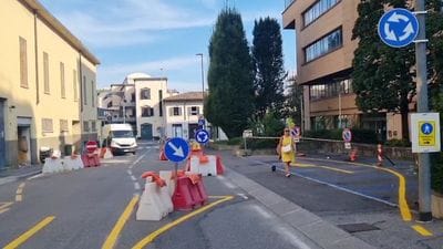 https://storage.ecodibergamo.it/media/photologue/2026/8/24/photos/cache/in-centro-a-bergamo-cambia-la-viabilita-per-la-e-brt_0461bcc4-a003-11f1-80b1-329524cc7c76_1920_1080_display.jpg