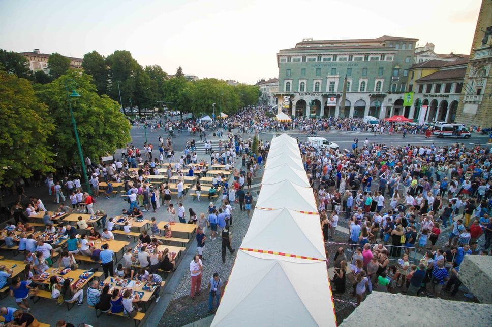 Dieci anni fa il sisma che devastò Amatrice. «Bergamo in prima fila nella solidarietà»