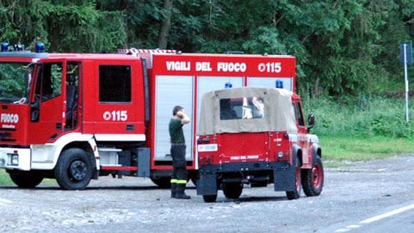 Perdono il sentiero a Sovere, recuperati col verricello