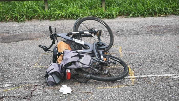 https://storage.ecodibergamo.it/media/photologue/2026/8/26/photos/cache/bus-contro-una-bici-a-caravaggio-gravissimo-69enne_a16ef0c2-a16b-11f1-b0f5-7a79546e73fa_1920_1080_v3_large_16_9.jpeg