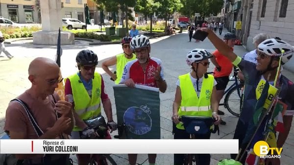 La crisi climatica si combatte (anche) in bicicletta