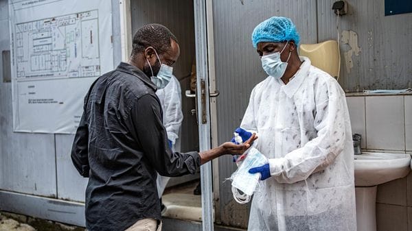 L’allarme: «Ebola si propaga ad una velocità mai vista prima»