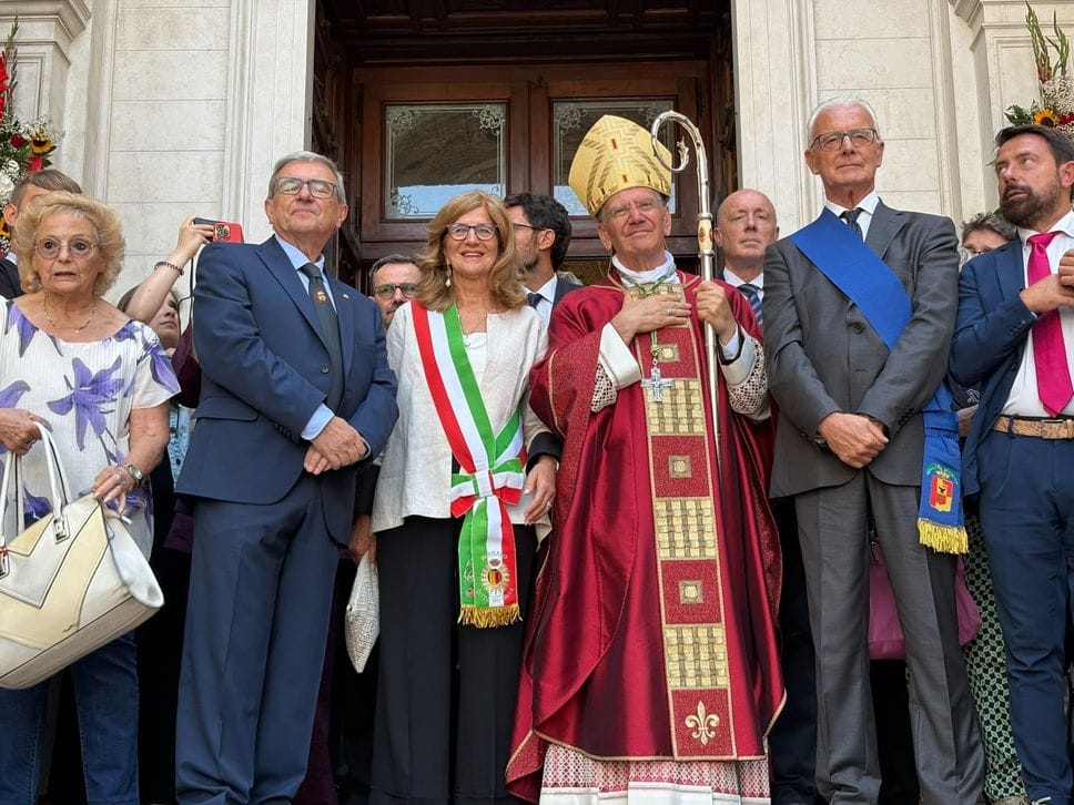 Sant’Alessandro e bel tempo: pienone a Bergamo, tra passeggiate e musei - Foto