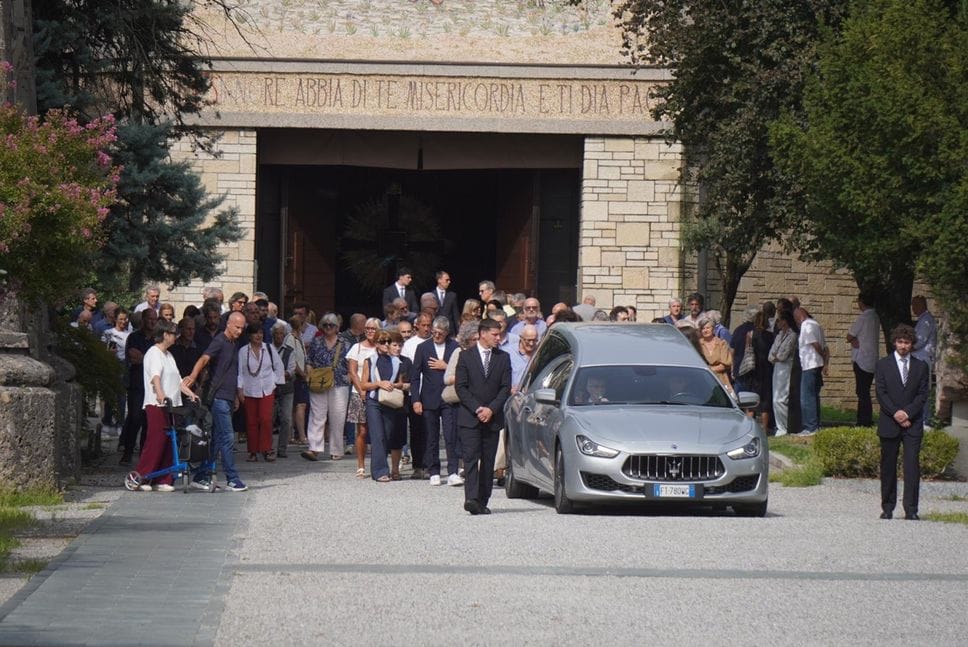 «Ognuno di noi ha un suo scatto nel cuore». A Bergamo l’addio a Gianni Limonta