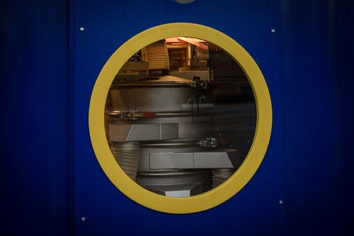 Primo impianto mobile per il riciclo dei materiali compositi